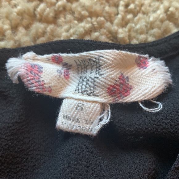 Black long sleeve blouse - Picture 2 of 3